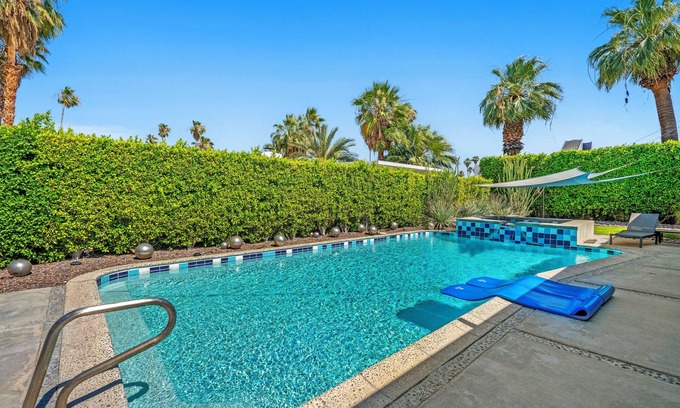 Sunmor Casa | Alexander Escape –Historic Alexander Home