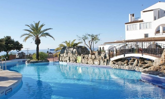 Nerja Villa | Algarrobo - Dos Habitaciones Villa, Capacidad 4