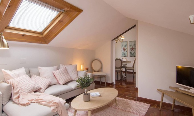 San Pedro Apartamento | Alhambra Duplex Penthouse