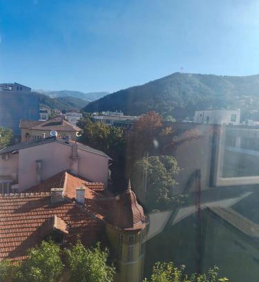 Varosha Apartamento | AlHana Panoramic Studio - Top Center, Blagoevgrad