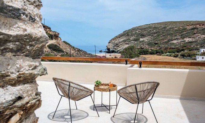 Andros Casa | Alia Andros