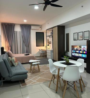 Seksyen 14 Apartamento | Alinea Suite 1720
