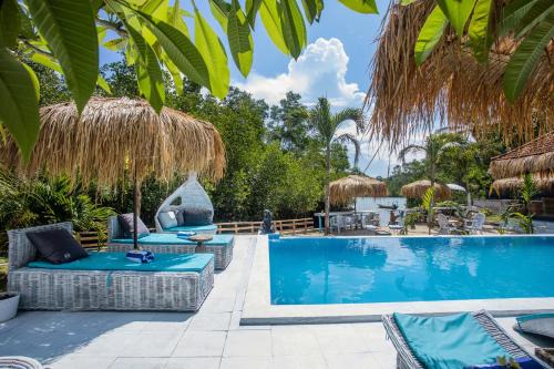 Ceningan Island Hotel | Alinn Villas