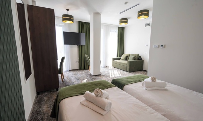 Oradea Hotel | ALIVE Hotel