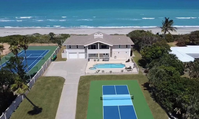 Ocean Park Casa | GOLDEN SANDS® PEARL -Lujo privado frente a la playa -Piscina y spa-Impresionantes vistas al mar