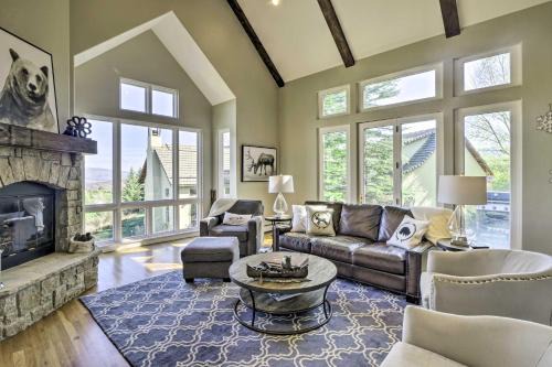 Cordillera Casa | All-Season Cordillera Home with Golf View and Hot Tub!
