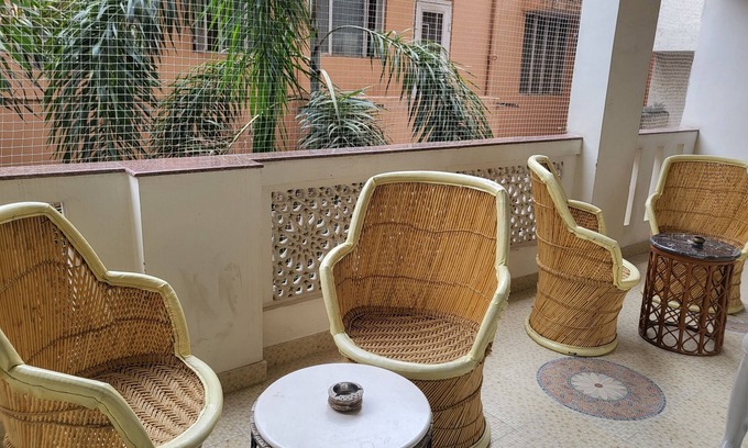 Gopalbari Cama Y Desayuno | All Seasons Homestay