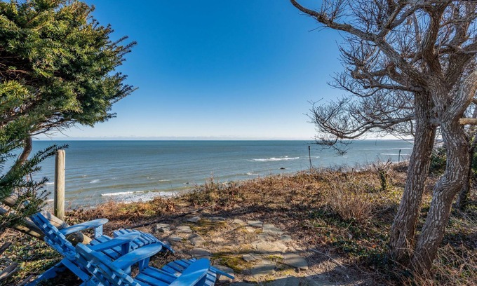 Sagamore Beach Casa | All the amenities of a vacation rental with colorful artwork, whimsical bedrooms and decor to match