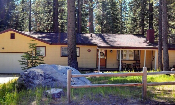 North Upper Truckee Cabina | Toda la comodidad del hogar Número de permiso 2575