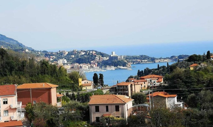 Pitelli Casa | Lerici, Tellaro, Portovenere, 5 terre..tutte las maravillas a pocos minutos de la casa!
