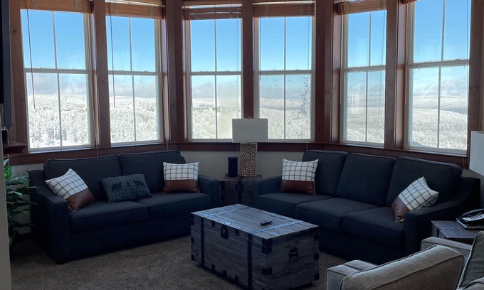 Snowshoe Condominio | Allegheny Springs Slope Side Penthouse - Amazing Views