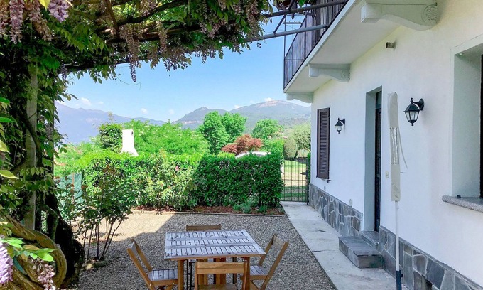 Luino Apartamento | Allegra by Interhome