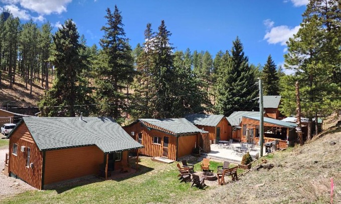 Hill City Casa | Allen Gulch Cabins
