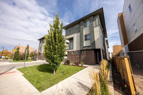 Arvada Casa | Allison Street home