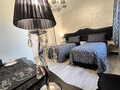 Villafranca di Verona Apartamento | Alloggio Turistico Giulietta e ROMEO - INTERO APPARTAMENTO - Villafranca di Verona, Zimmer, Holiday Rooms
