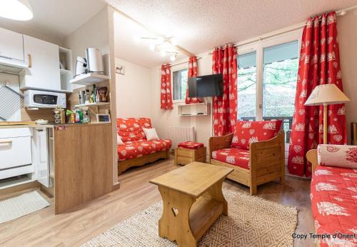 Allos Apartamento | ALLOS village STUDIO cosy avec balcon