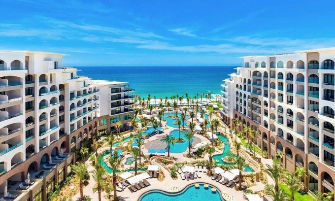 Santa Rosa Apartamento | Alluring and Luxurious 5-Diamond Beachfront Resort, Villa la Valencia, Los Cabos