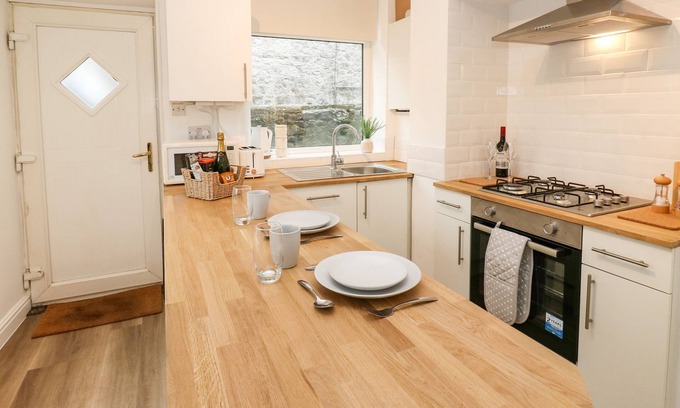 Buxton Cabaña | Alma Cottage