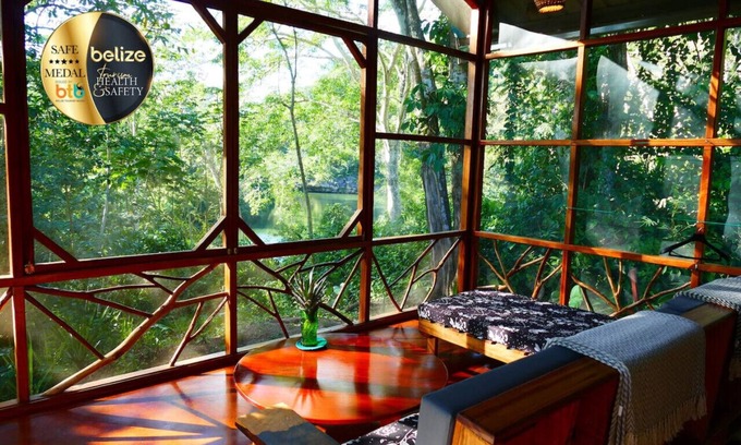 San Ignacio Cabaña | Alma Del Rio Eco-comfort on the water / La Alma