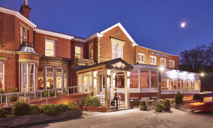 Offerton Hotel | Alma Lodge Hotel & Events Venue