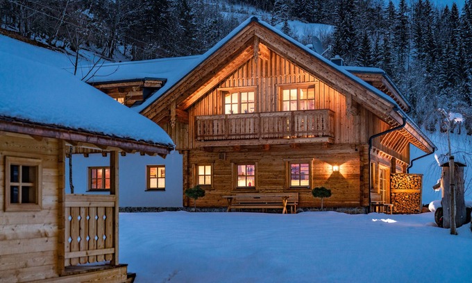 Haus Apartamento | Almchalet Linharterhof