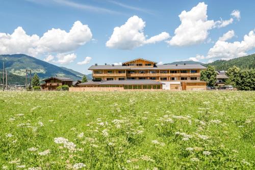 Flachau Hotel | Almdorf Almlust