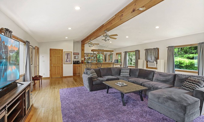 Livingston Manor Casa | Almost Home!