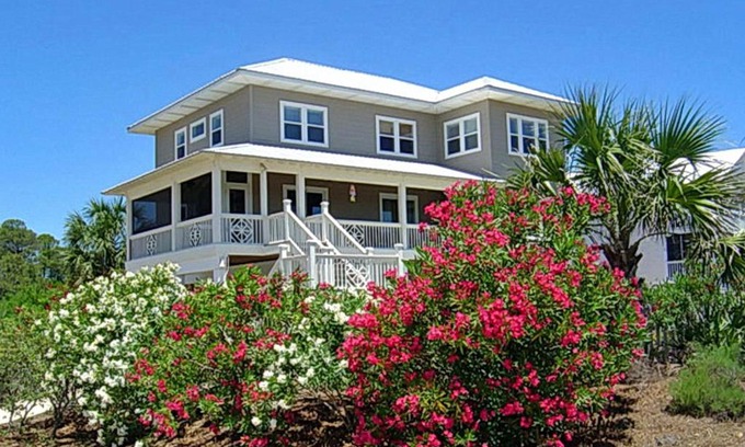 East End Casa | Aloan By The Sea