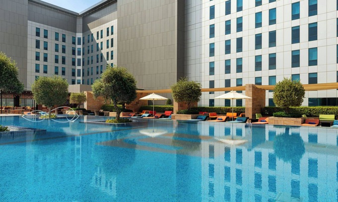 Capital Centre Hotel | Aloft Abu Dhabi