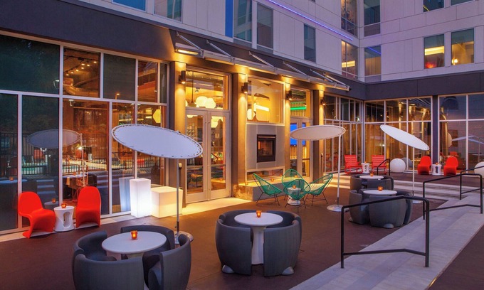 Alpharetta Hotel | Aloft Alpharetta