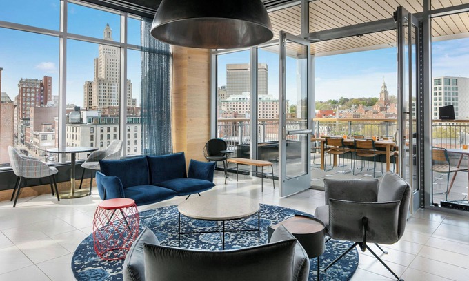 Downtown Hotel | Aloft Providence Downtown