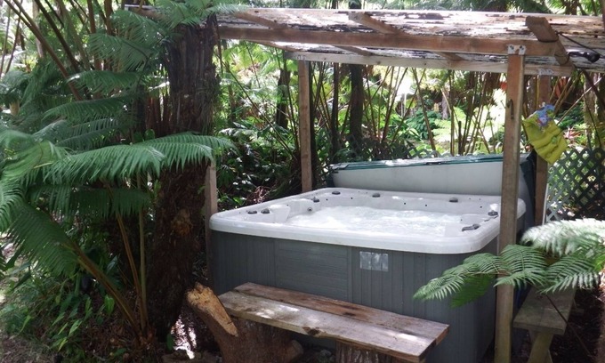 Volcano Casa | Aloha Crater Lodge and Lava Tube