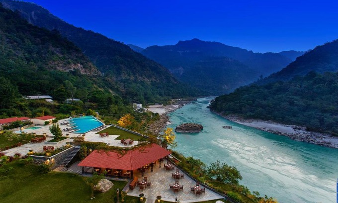 Tapovan Complejo | Aloha On The Ganges by Leisure Hotels