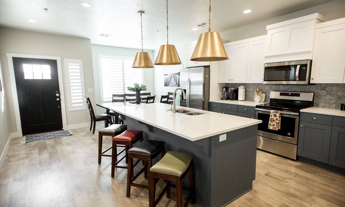 Washington Fields Condominio | ❀Aloha❀ - ¡Acogedor bungalow de escapada de verano con tema hawaiano!