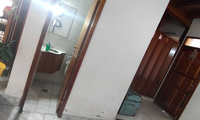 Godoy Cruz Cama Y Desayuno | Alojamiento céntrico: Habitación privada tipo Hostel (apta para mascotas)