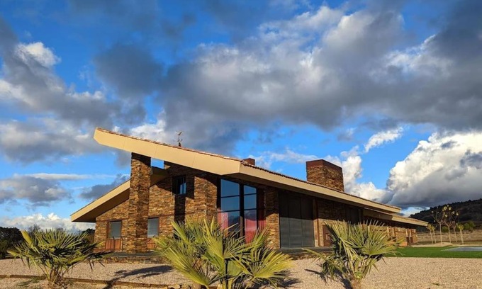 Valleruela de Pedraza Chalet De Esquí | Alojamiento rural de lujo en Pedraza-Tejadilla