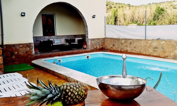 Frailes Casa | Alojamiento Rural Paraje Corcel