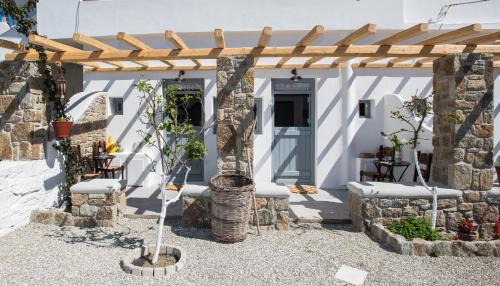 Ano Mera Casa | Aloni Studios
