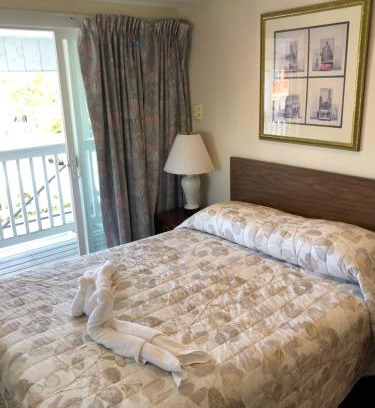 Old Orchard Beach Hotel | Alouette Beach Resort Economy Rooms