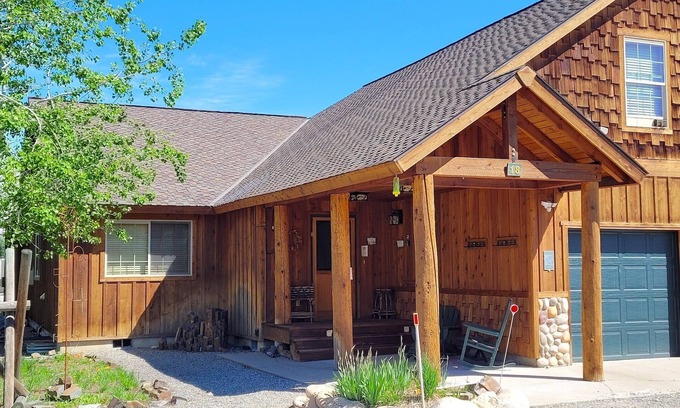 Winthrop Condominio | Alpen Trails--Just a Short Walk to the Ski Trail/Close to Downtown Winthrop!