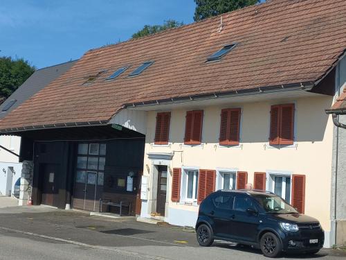 Oberbuchsiten Apartamento | Alpenblick Ferienwohnung und Monteurzimmer