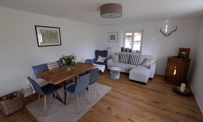 Gmain Apartamento | Fantastic, modern apartment for 4 people above the rooftops of Bad Reichenhall