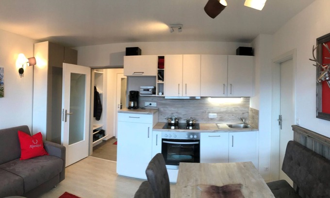 Ettenhausen Apartamento | AlpenKastl for 1-3 persons 40 square meters, living room/kitchen, bedroom, shower/WC, balcony, WLAN