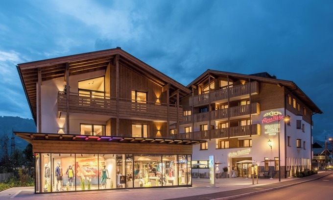 Kaprun Hotel | AlpenParks Hotel & Apartment Orgler