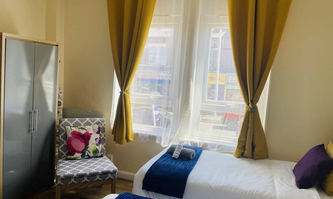 Leeds Apartamento | Alphastudio-leeds-walk 2-city-centre-freepark-wifi