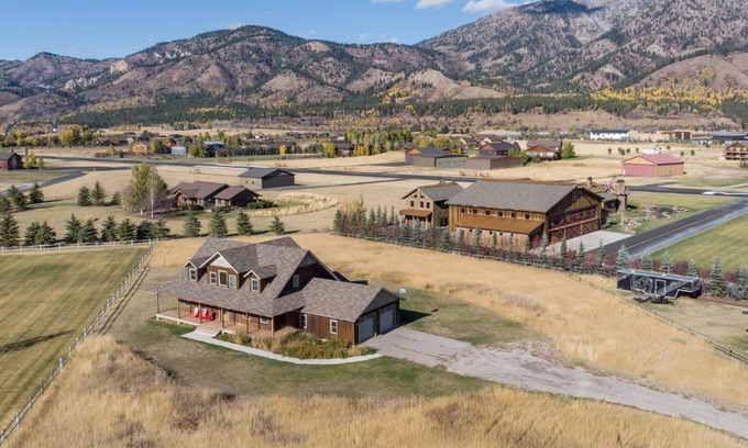 Alpine Northwest Casa | Alpine Airspace by KABINO Airpark Foosball Garage Satellite