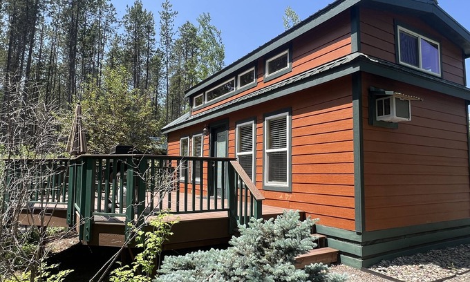 West Glacier Cabina | Alpine Fir