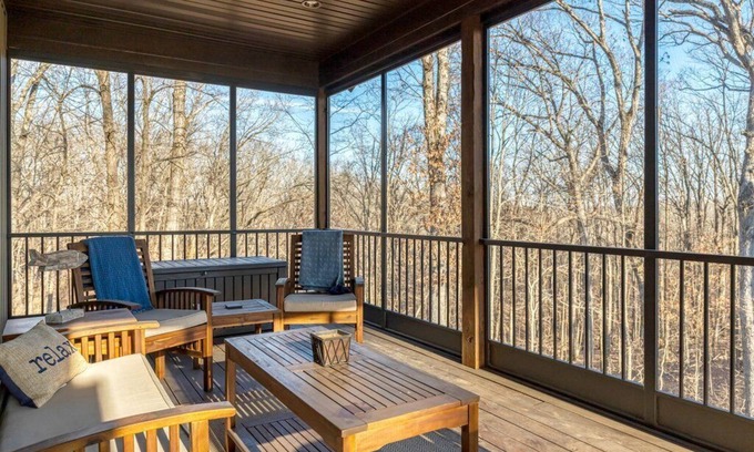 Innsbrook Casa | Alpine Getaway with Hot Tub