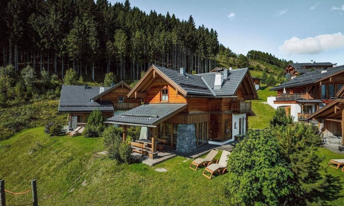 Pichl-Preunegg Cabina | Alpine hut "Erzherzog Johann" - Almdorf Reiteralm