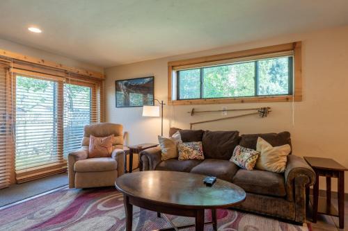 Ketchum Casa | Alpine Villa Condo 1